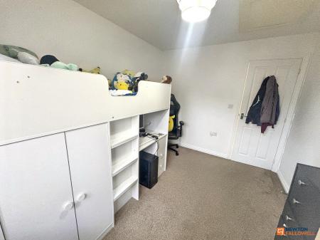 3 bedroom End of terrace house for sale in Taunton Road, Bourne, PE10