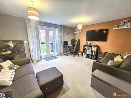 3 bedroom End of terrace house for sale in Taunton Road, Bourne, PE10