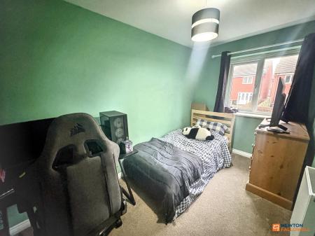 3 bedroom End of terrace house for sale in Taunton Road, Bourne, PE10