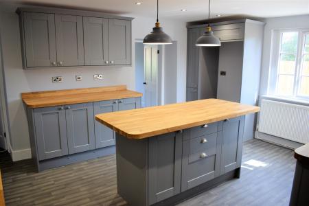 3 bedroom Semi-detached house to let in School Lane, Appleby, DN15