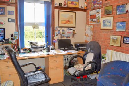 3 bedroom Detached house for sale in Carr Road, North Kelsey, LN7