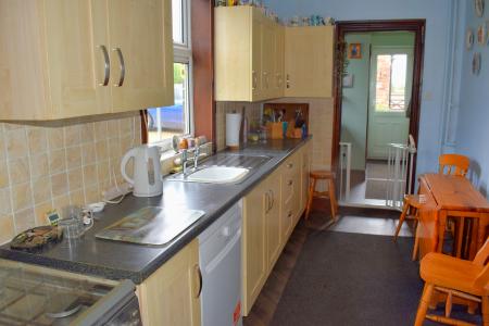 3 bedroom Detached house for sale in Carr Road, North Kelsey, LN7