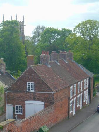 4 bedroom Semi-detached house for sale in Chapel Street, Caistor, LN7