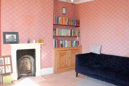 4 bedroom Semi-detached house for sale in Chapel Street, Caistor, LN7