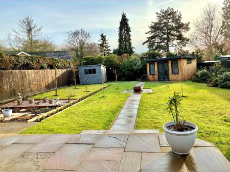 2 bedroom Bungalow for sale in Church Lane, Saxby All Saints, DN20