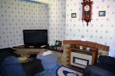 2 bedroom Semi-detached house for sale in Ermine Street, Broughton, DN20