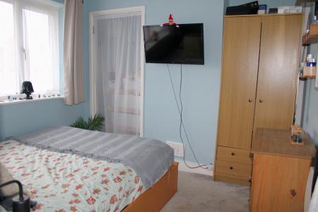 2 bedroom Terraced House for sale in Lincoln Crescent, Kirton Lindsey, DN21