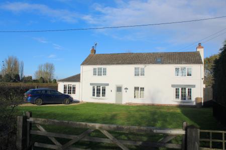 4 bedroom Equestrian facility for sale in North Kelsey Moor, Market Rasen, LN7
