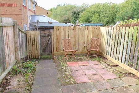 2 bedroom Terraced House for sale in Partridge Close, Caistor, LN7