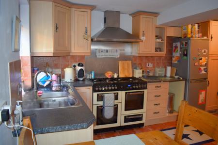 4 bedroom Detached house for sale in Plough Hill, Caistor, LN7