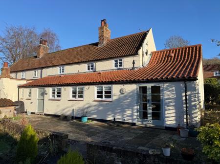 2 bedroom Semi-detached house for sale in Saxby-all-Saints, Brigg, Brigg, DN20