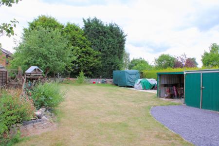 2 bedroom Detached bungalow for sale in South View, Broughton, DN20