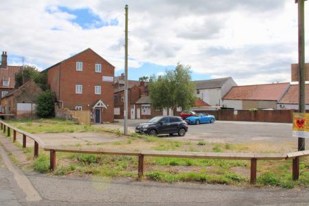 0 bedroom Land (Residential) for sale in Springs Way, Brigg, DN20