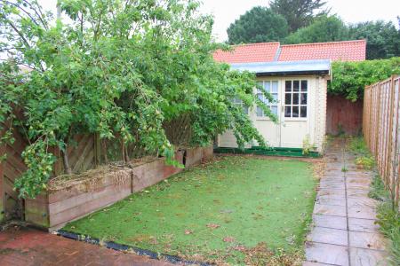 2 bedroom Town house for sale in Vicarage Lane, Wootton, DN39