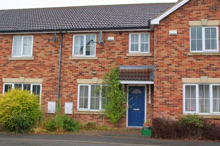 2 bedroom Town house for sale in Vicarage Lane, Wootton, DN39