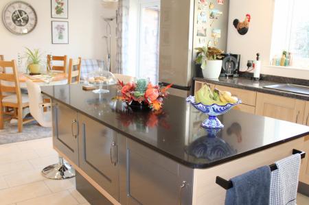 3 bedroom Bungalow for sale in Church Hill, Grasby, Barnetby, DN38