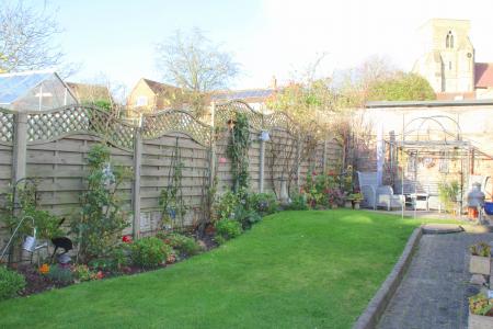 3 bedroom Bungalow for sale in Church Hill, Grasby, Barnetby, DN38