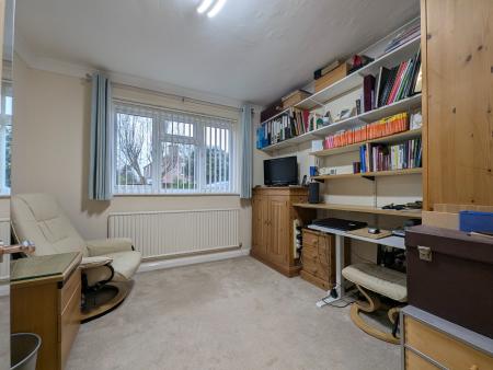 3 bedroom Bungalow for sale in Main Street, Worlaby, DN20