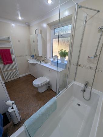 3 bedroom Bungalow for sale in Main Street, Worlaby, DN20