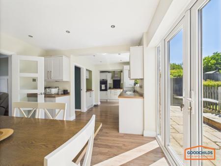 4 bedroom Semi-detached house for sale in Anglesey Road, Brownhills, WS8