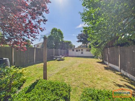 4 bedroom Semi-detached house for sale in Anglesey Road, Brownhills, WS8