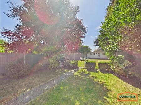 4 bedroom Semi-detached house for sale in Anglesey Road, Brownhills, WS8