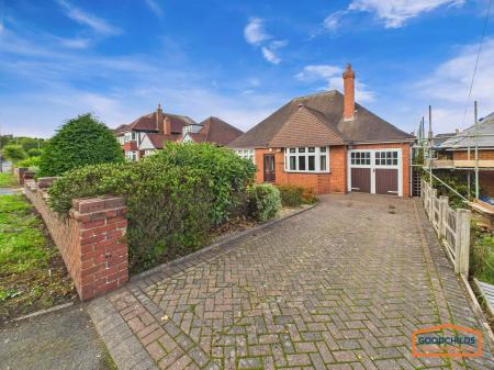 3 bedroom Bungalow for sale in Hall Lane, Pelsall, WS3