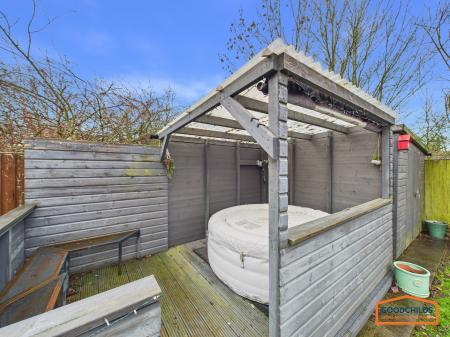 3 bedroom Semi-detached house for sale in Rischale Way, Rushall, WS4