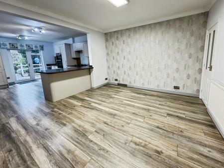 4 bedroom Detached house for sale in Church Road, Stretton, Burton-on-Trent, DE13