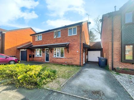 Goodwood Close, Stretton, Burton-on-Trent, DE13