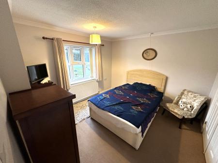 2 bedroom Bungalow for sale in Holly Green, Stapenhill, Burton-on-Trent, DE15