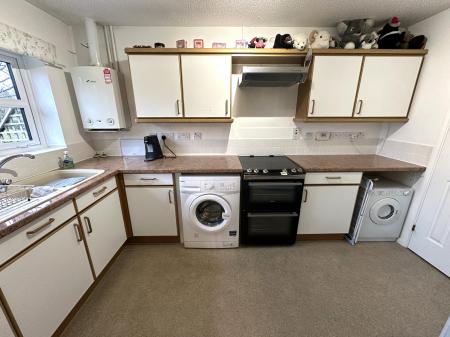 2 bedroom Bungalow for sale in Holly Green, Stapenhill, Burton-on-Trent, DE15