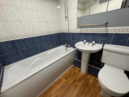 2 bedroom Town house for sale in Maple Way, Branston, Burton-on-Trent, DE14