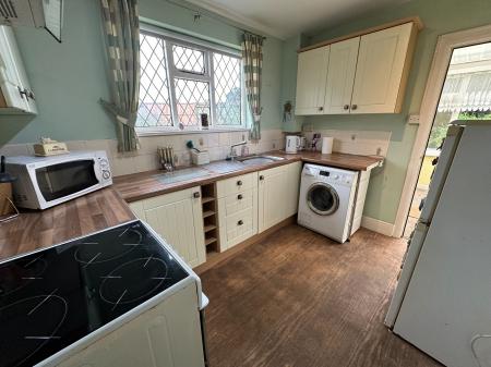 2 bedroom Detached house for sale in Mount Pleasant Road, Swadlincote, DE11