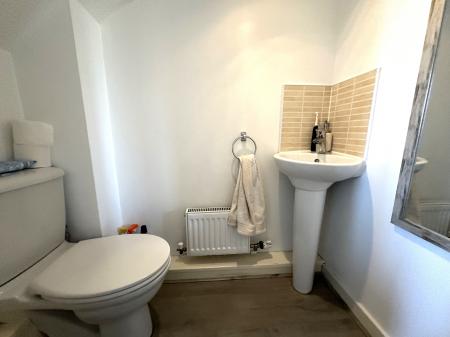4 bedroom Town house for sale in Panama Road, Burton-on-Trent, DE13