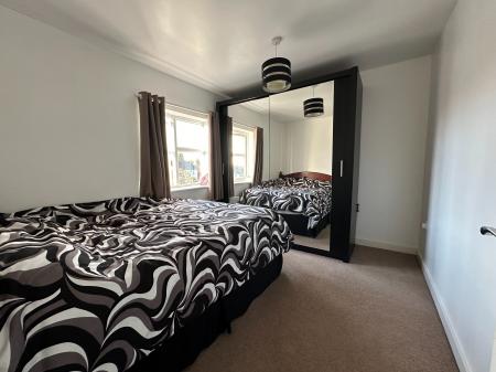 4 bedroom Town house for sale in Panama Road, Burton-on-Trent, DE13
