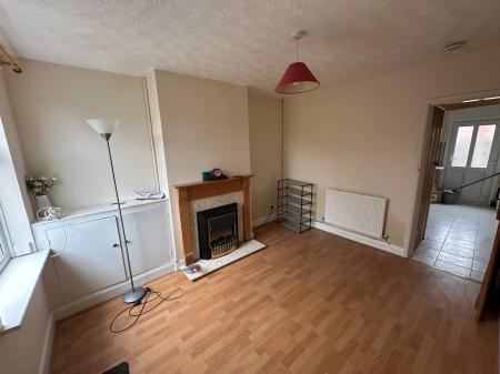 2 bedroom Terraced House for sale in Queen Street, Burton-on-Trent, DE14