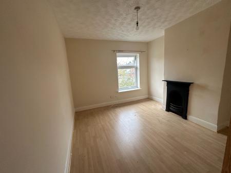 2 bedroom Terraced House for sale in Queen Street, Burton-on-Trent, DE14