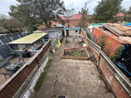 2 bedroom Semi-detached house for sale in Short Street, Stapenhill, Burton-on-Trent, DE15