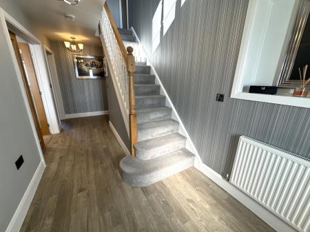 5 bedroom Detached house for sale in Sidings Drive, Drakelow, Burton-on-Trent, DE15