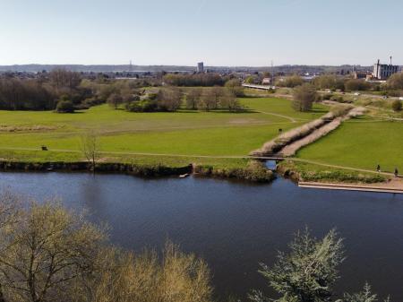 4 bedroom Detached bungalow for sale in The Dingle, Stapenhill, Burton-on-Trent, DE15