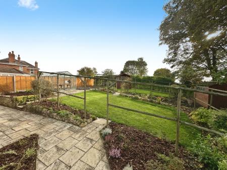 3 bedroom Bungalow for sale in Wood Lane, Swadlincote, DE11