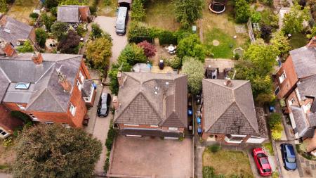 4 bedroom Detached house for sale in Alexandra Road, Burton-on-Trent, DE15