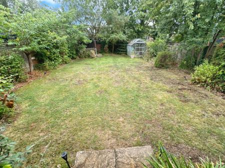 4 bedroom Detached house for sale in Alexandra Road, Burton-on-Trent, DE15