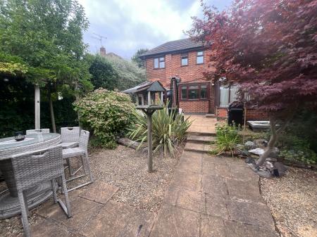 4 bedroom Detached house for sale in Alexandra Road, Burton-on-Trent, DE15