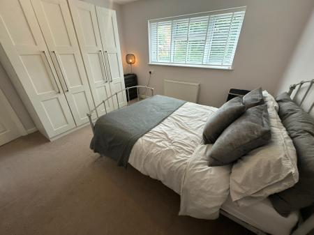 4 bedroom Detached house for sale in Alexandra Road, Burton-on-Trent, DE15