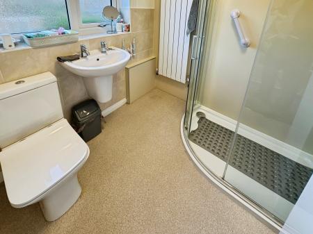 3 bedroom Detached house for sale in Ashbrook, Stapenhill, Burton-on-Trent, DE15