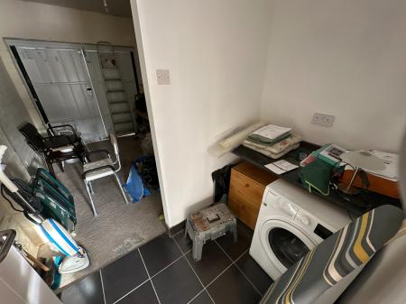 2 bedroom Semi-detached bungalow for sale in Ashford Road, Burton-on-Trent, DE13