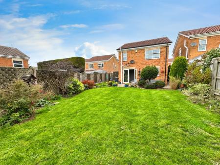 3 bedroom Detached house for sale in Baltimore Close, Newhall, Swadlincote, Derbyshire, DE11