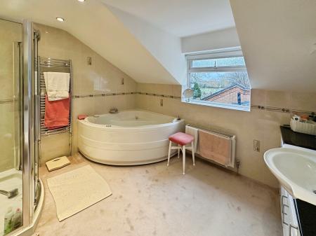 4 bedroom Detached house for sale in Beamhill Road, Anslow, Burton-on-Trent, DE13